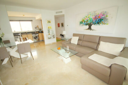 8459c7dc4cb76f264edef82332720804 - 1