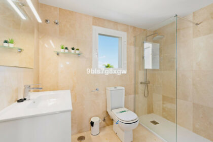 8507043045bf6ec3db706554dde94f1c - 9