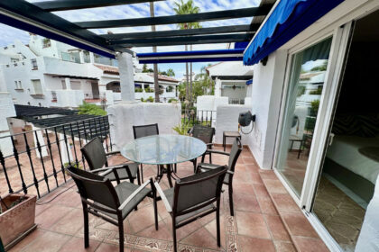 853f5ecbf576eb469c6938c026f51c81 - 13