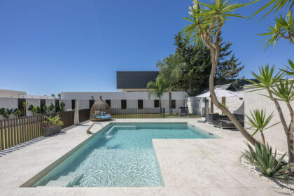 855f74b0771509aa758ac5969a09a29e - 1