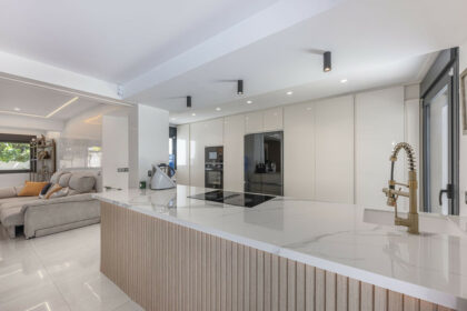 855f74b0771509aa758ac5969a09a29e - 14