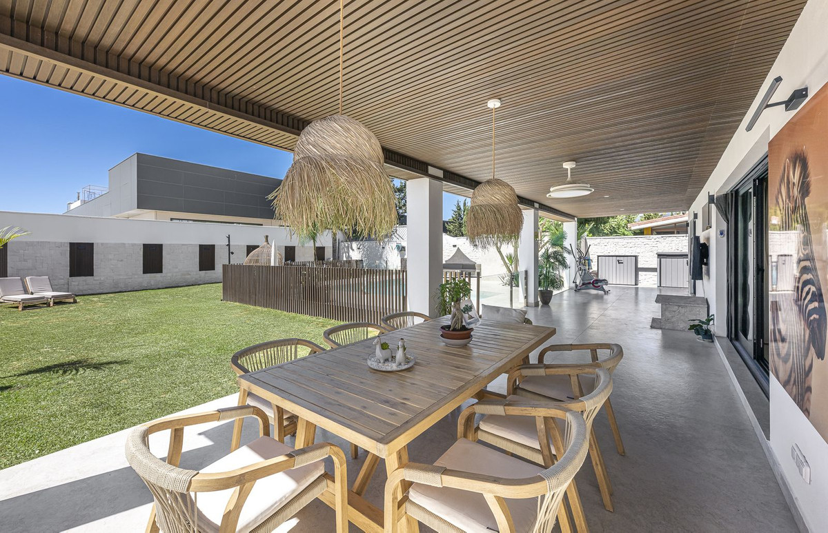 855f74b0771509aa758ac5969a09a29e - 19