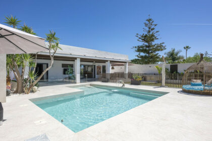 855f74b0771509aa758ac5969a09a29e - 30