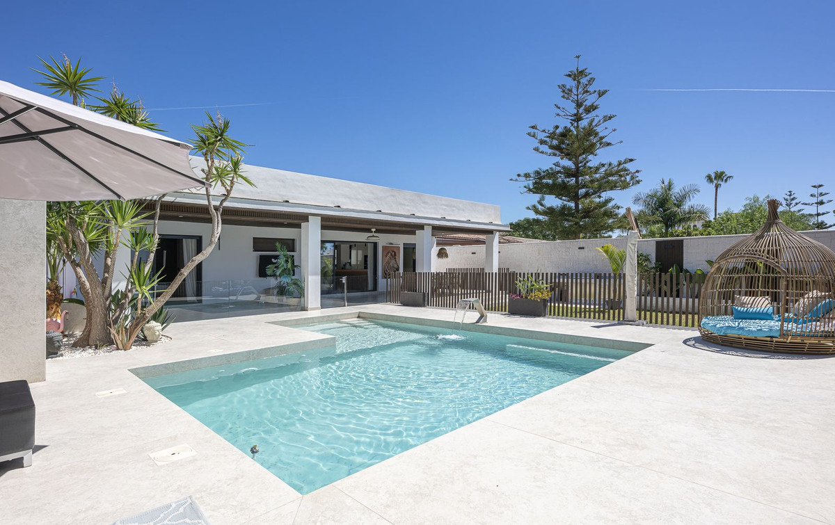 855f74b0771509aa758ac5969a09a29e - 30