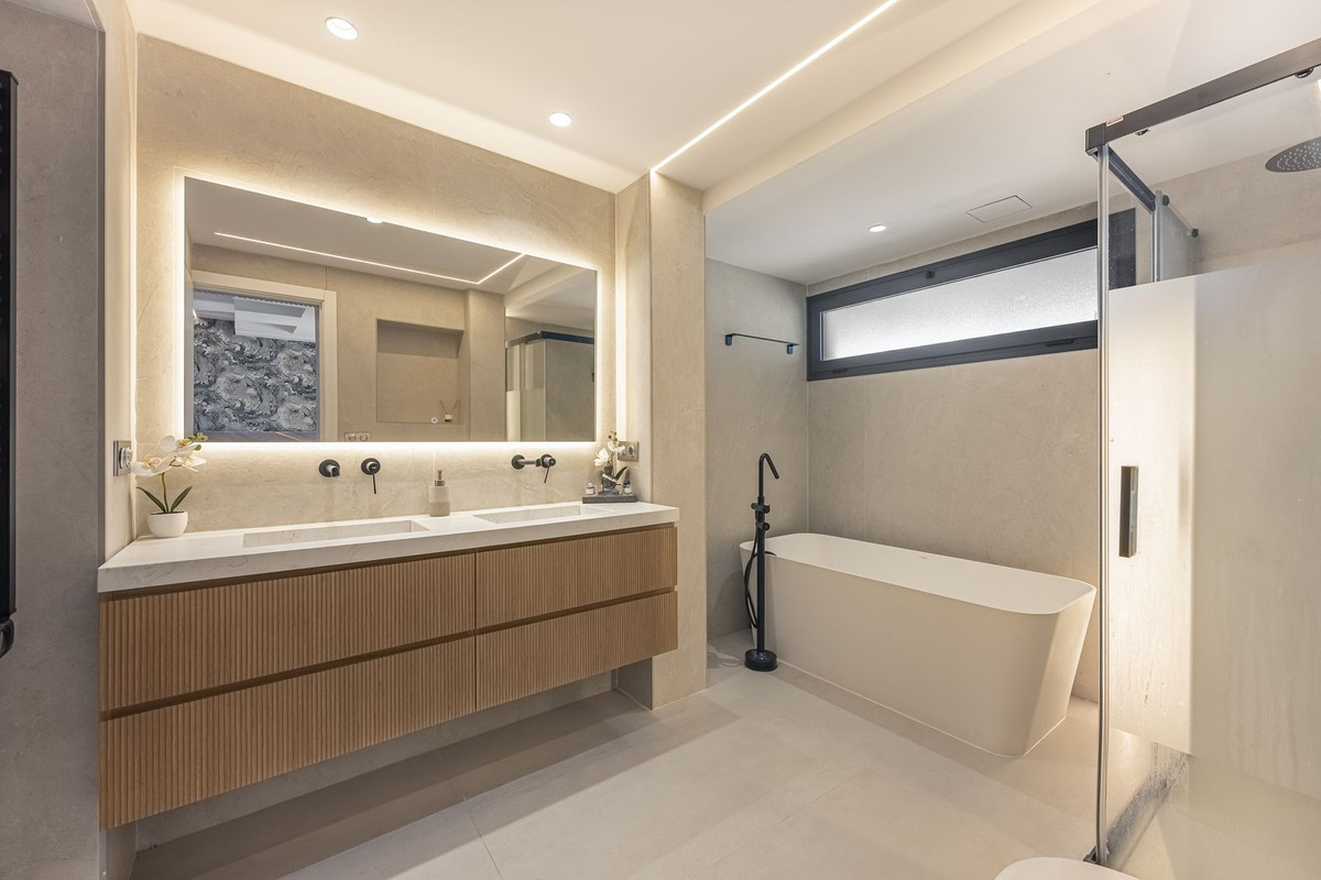 855f74b0771509aa758ac5969a09a29e - 40