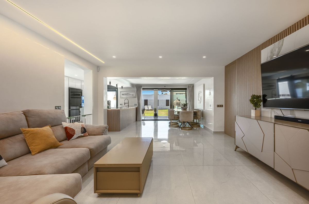 855f74b0771509aa758ac5969a09a29e - 9