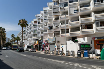 862ca5d33818bd8ccaec7270c26c0f0c - 27