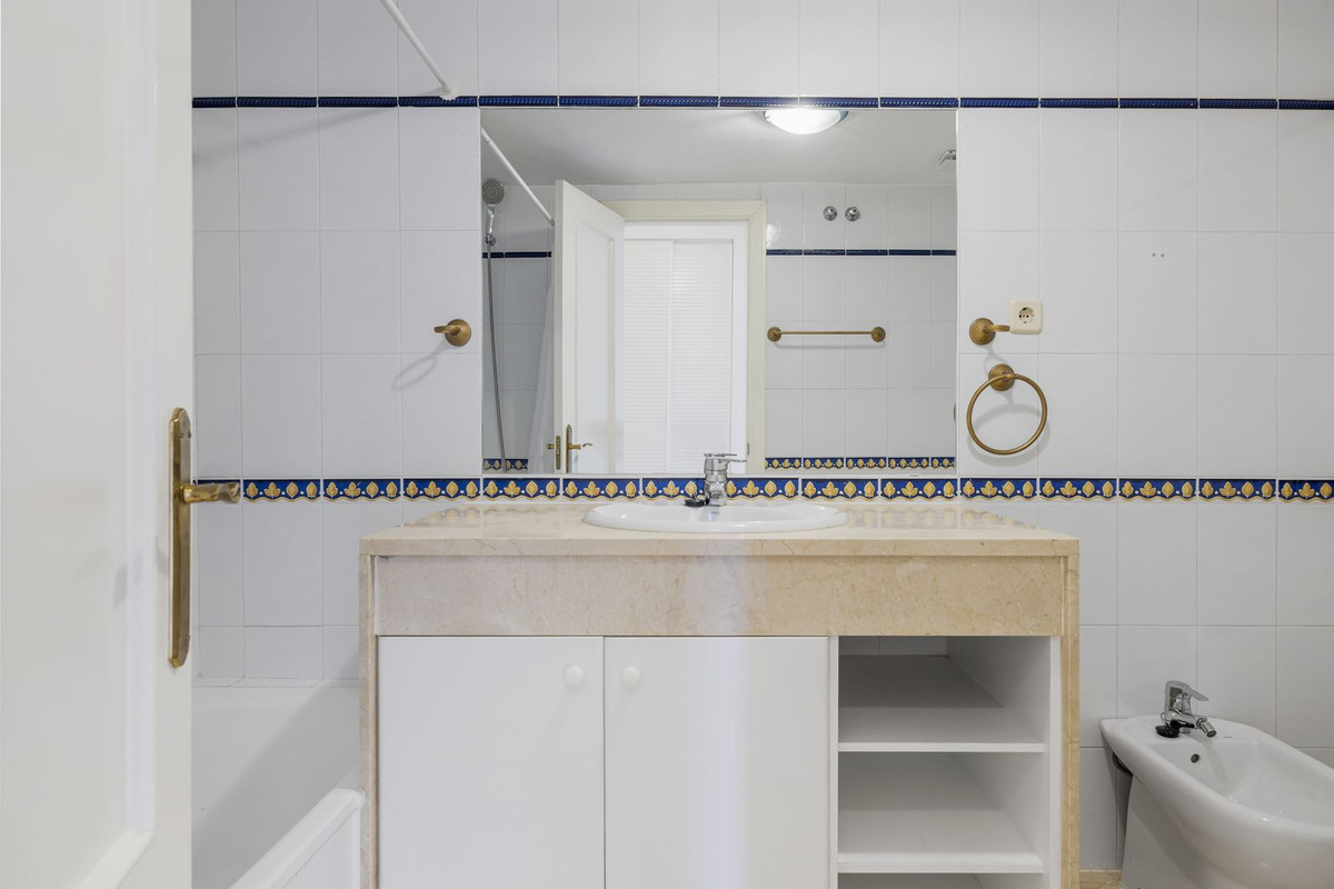 8696f7a45dfb1c551ecf59e7fd7782d1 - 13