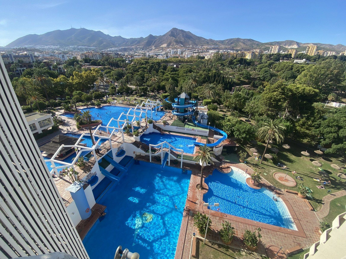 86989cb506a5f4d025ee0e63289505f0 - 1