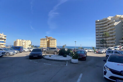 86989cb506a5f4d025ee0e63289505f0 - 25