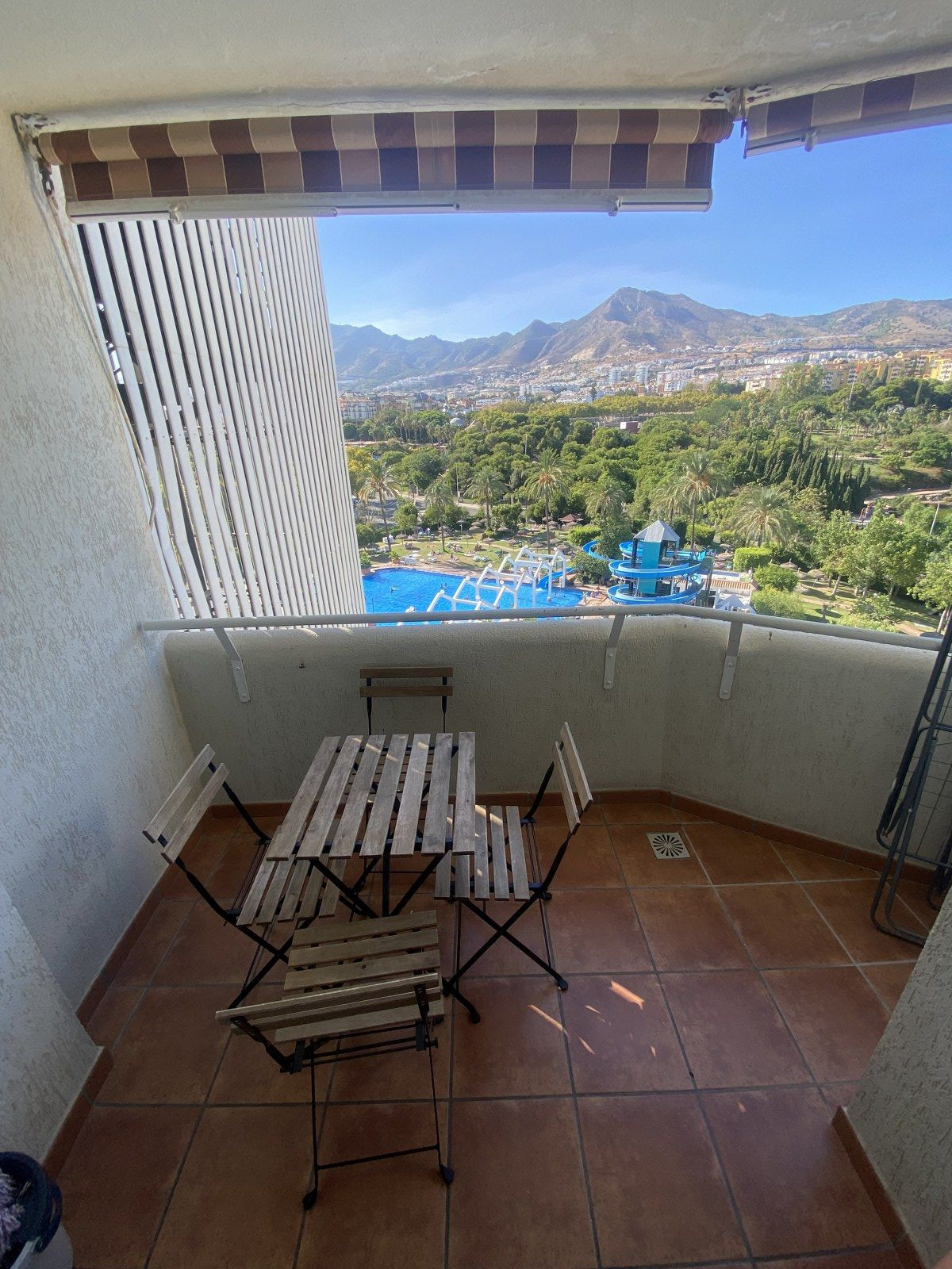 86989cb506a5f4d025ee0e63289505f0 - 5