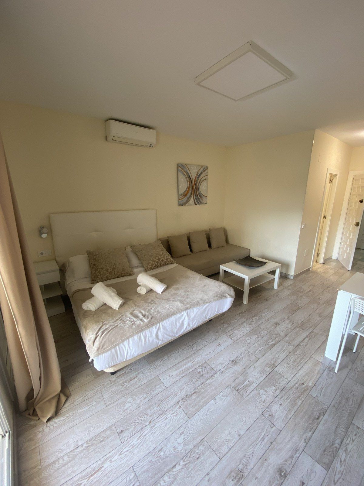 86989cb506a5f4d025ee0e63289505f0 - 8