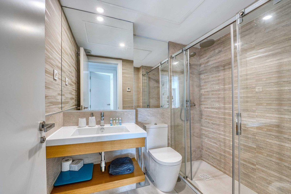 86f2fb6e830f6aec59b9a15f2946822c - 14