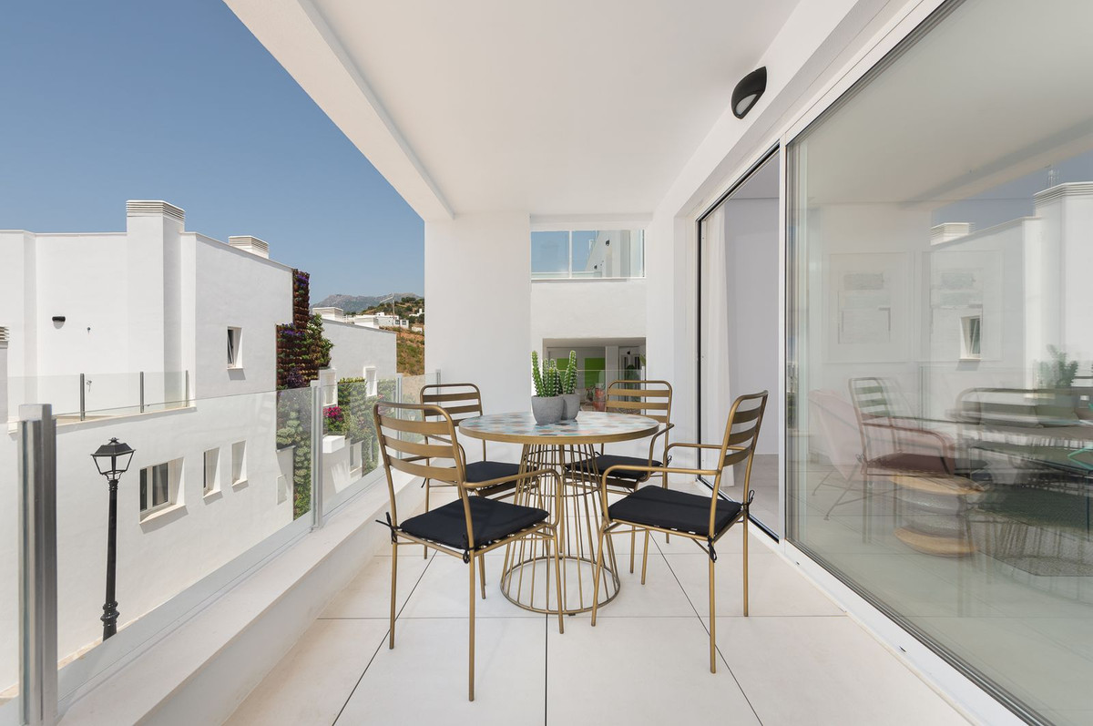 86f2fb6e830f6aec59b9a15f2946822c - 16