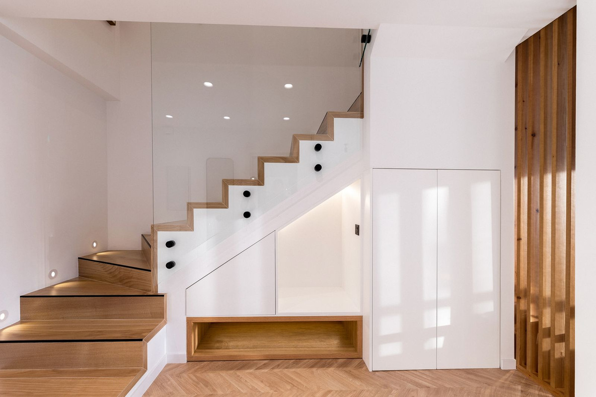 87b7298810fb3b663a13e36ef3210ad9 - 10