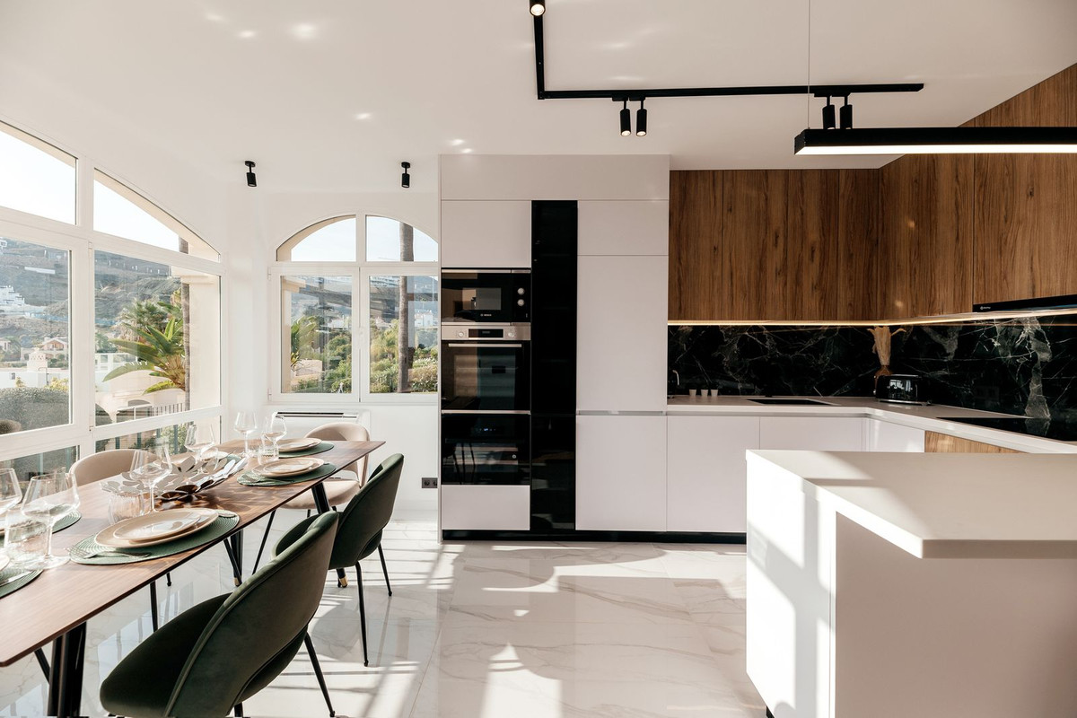 87b7298810fb3b663a13e36ef3210ad9 - 2