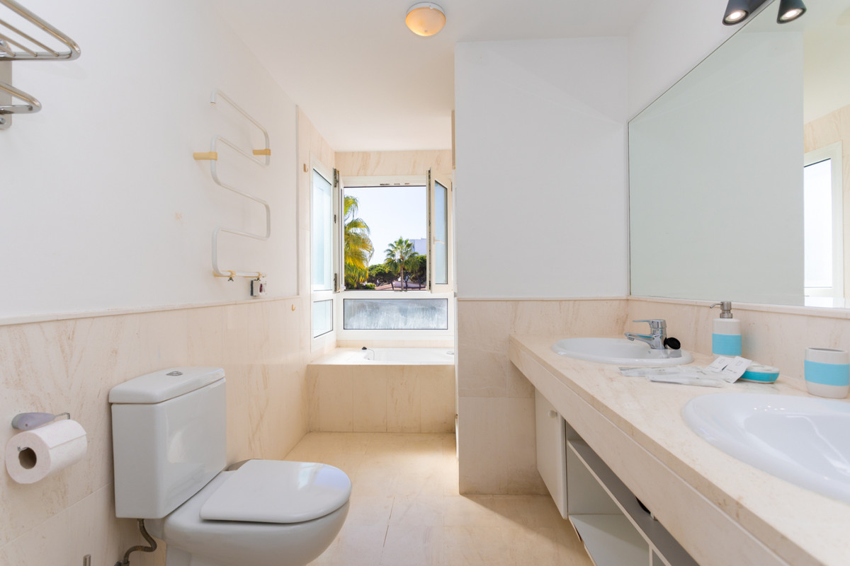 87dab81155450f5112bd5a3d9f66a371 - 14