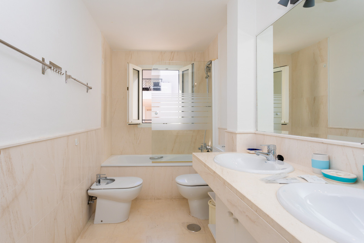 87dab81155450f5112bd5a3d9f66a371 - 18