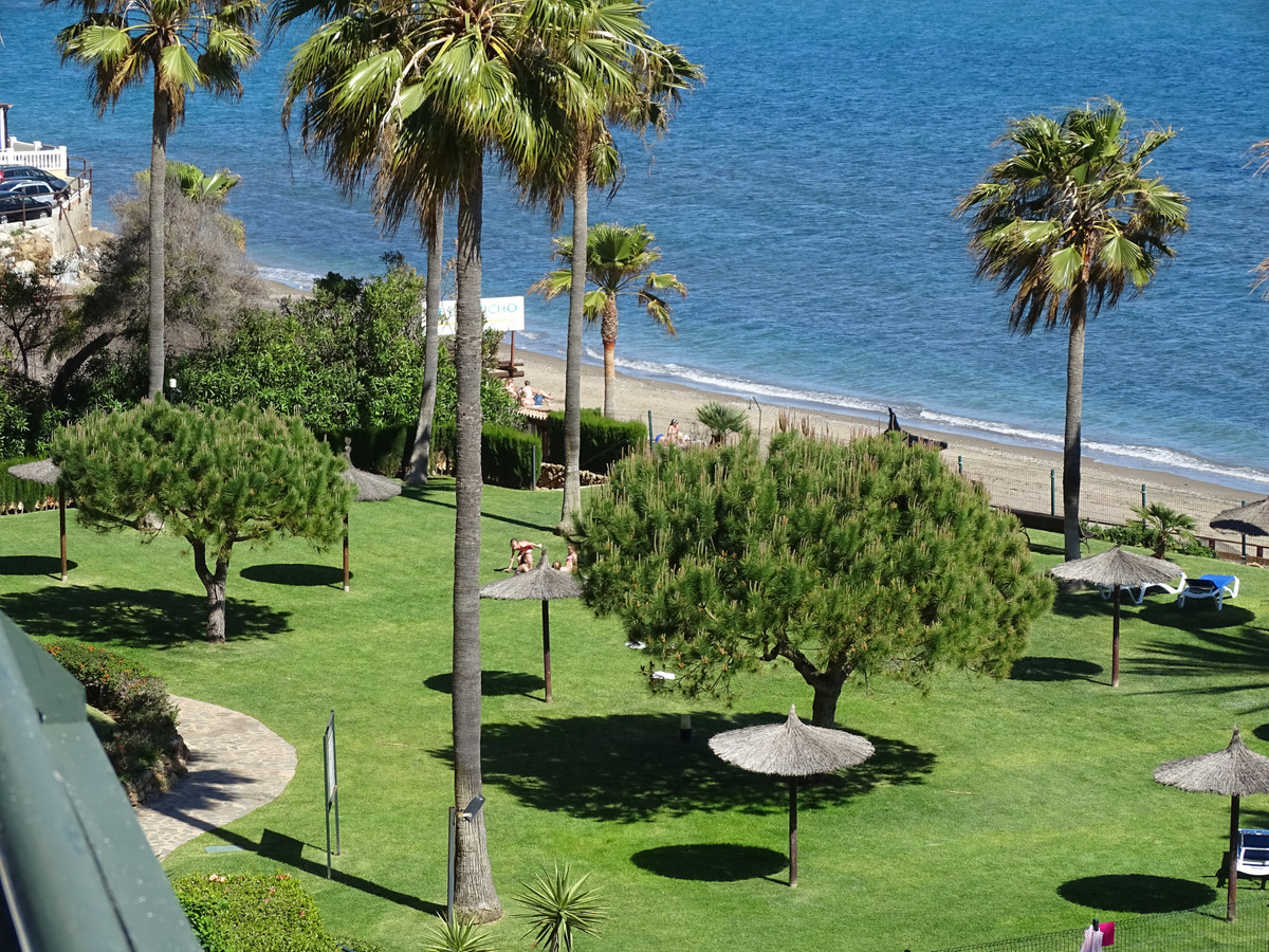 87dab81155450f5112bd5a3d9f66a371 - 35