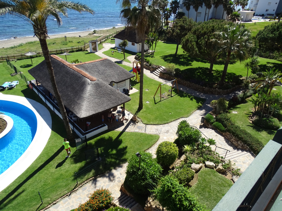 87dab81155450f5112bd5a3d9f66a371 - 36