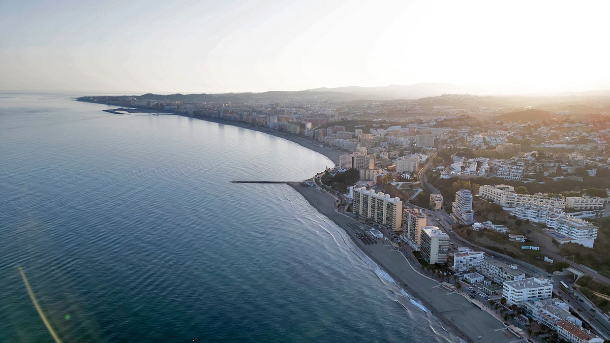 8822c70d475fba4f48b5c6caa0733459 - 33