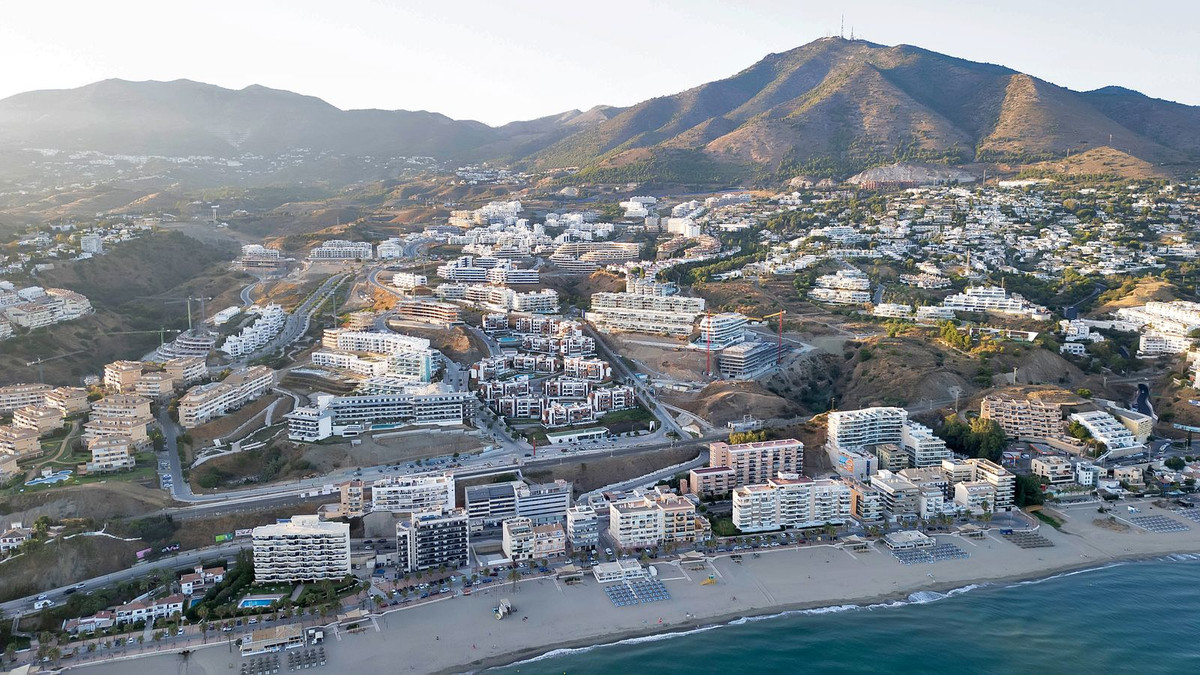 8822c70d475fba4f48b5c6caa0733459 - 34