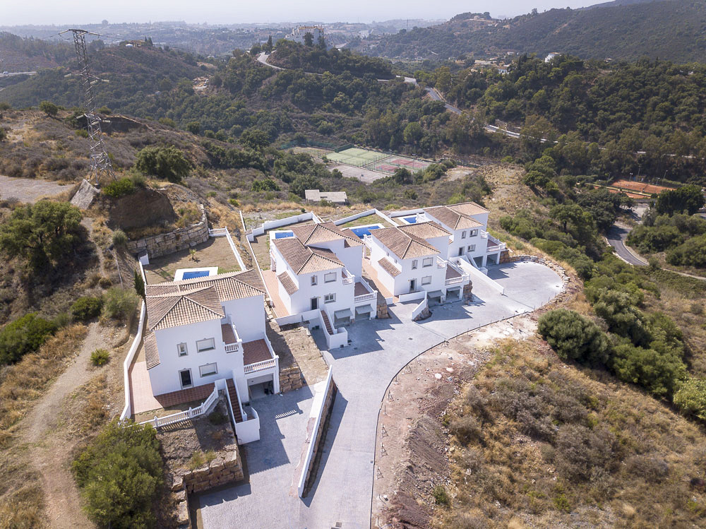 884a6dad6352ce85748c39eaf4083e35 - 2