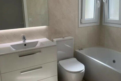 888f19bf4b9381e7682813a8336341ef - 18