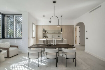 889c00b14ebd6f2ddd1d7a6eeab31f18 - 2