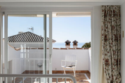 88fcd17c0f05bfdb81d847595e13cc7d - 18