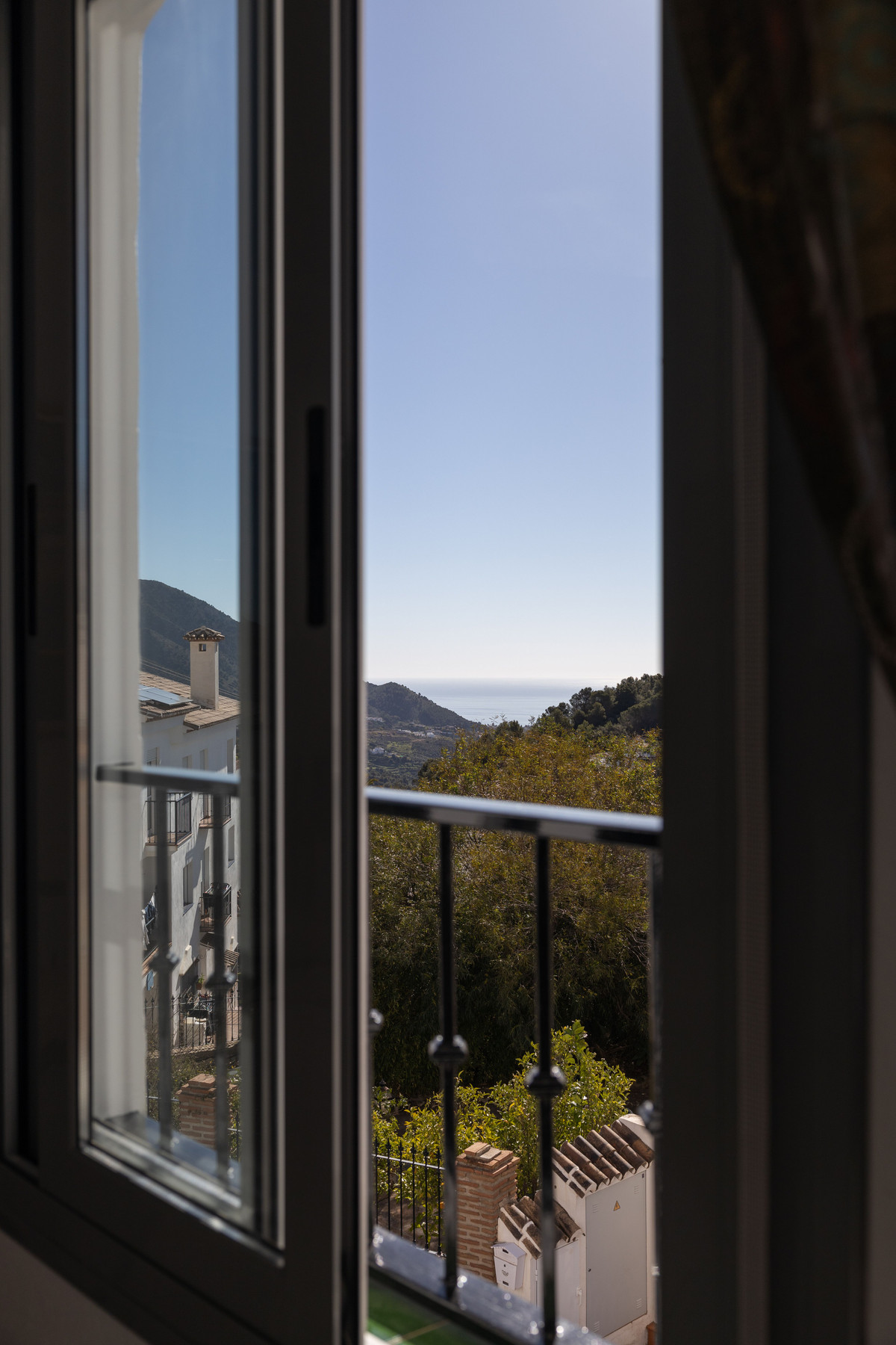 88fcd17c0f05bfdb81d847595e13cc7d - 27