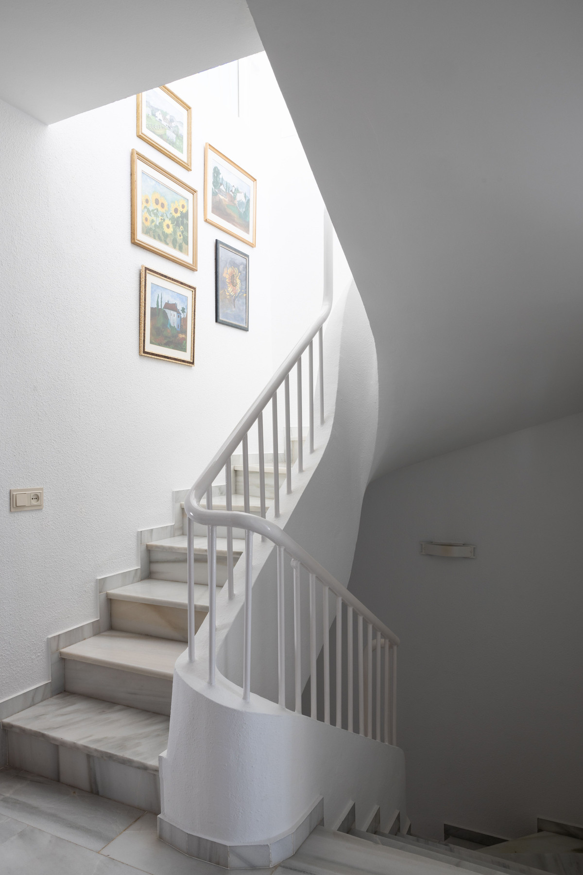 88fcd17c0f05bfdb81d847595e13cc7d - 35