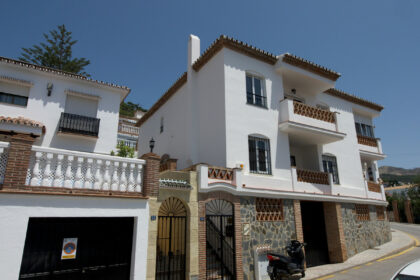 88fcd17c0f05bfdb81d847595e13cc7d - 4