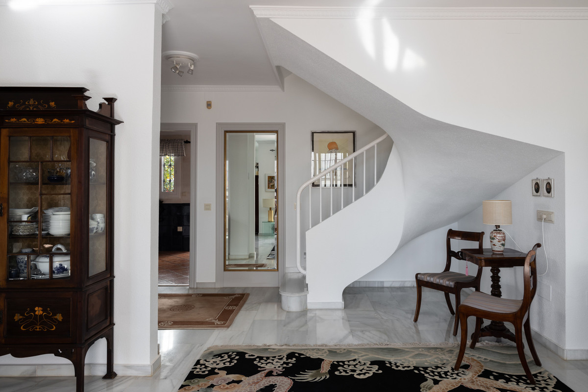 88fcd17c0f05bfdb81d847595e13cc7d - 8