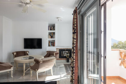 88fcd17c0f05bfdb81d847595e13cc7d - 9