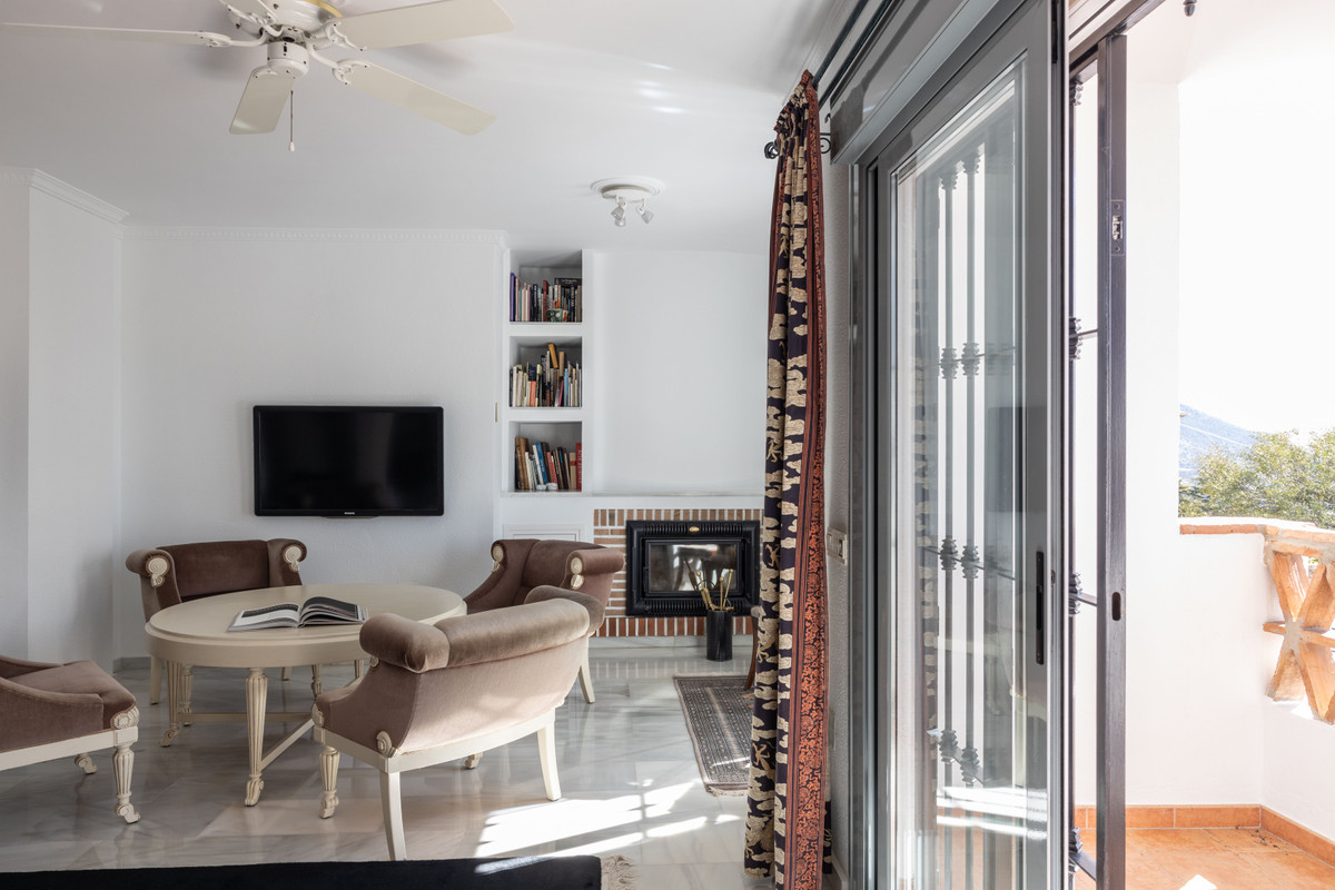 88fcd17c0f05bfdb81d847595e13cc7d - 9