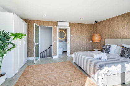 895021c8412313ca57628130adb1b63a - 5