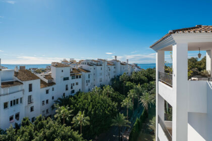 895021c8412313ca57628130adb1b63a - 8