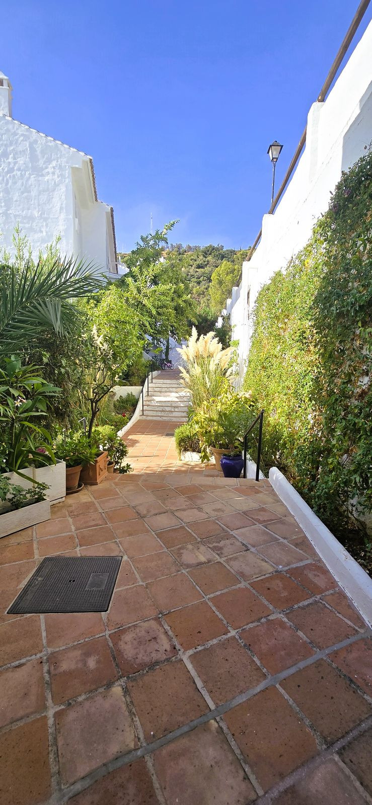 8a027f4ca53aafd930471de3e1978759 - 10