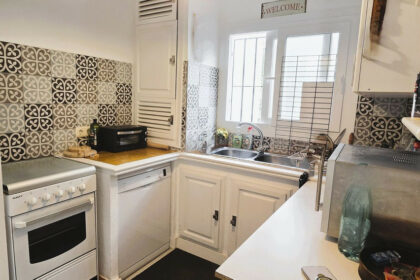 8a027f4ca53aafd930471de3e1978759 - 8