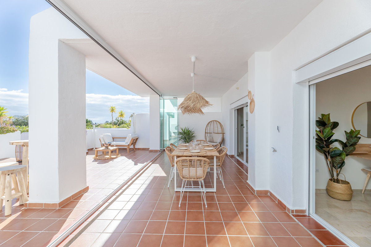 8a54cb7f2f946f365de747c2e07d1fb2 - 15