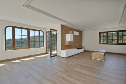 8b31fe8f36754df5df5da1d2c6d9282d - 20