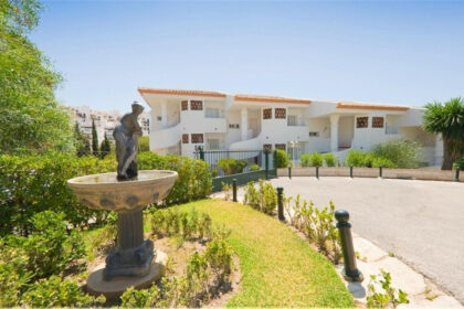 8b62a1d9b414b62f53bbb64a4547acc9 - 21