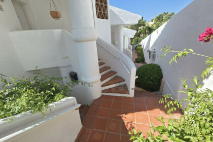 8b62a1d9b414b62f53bbb64a4547acc9 - 23