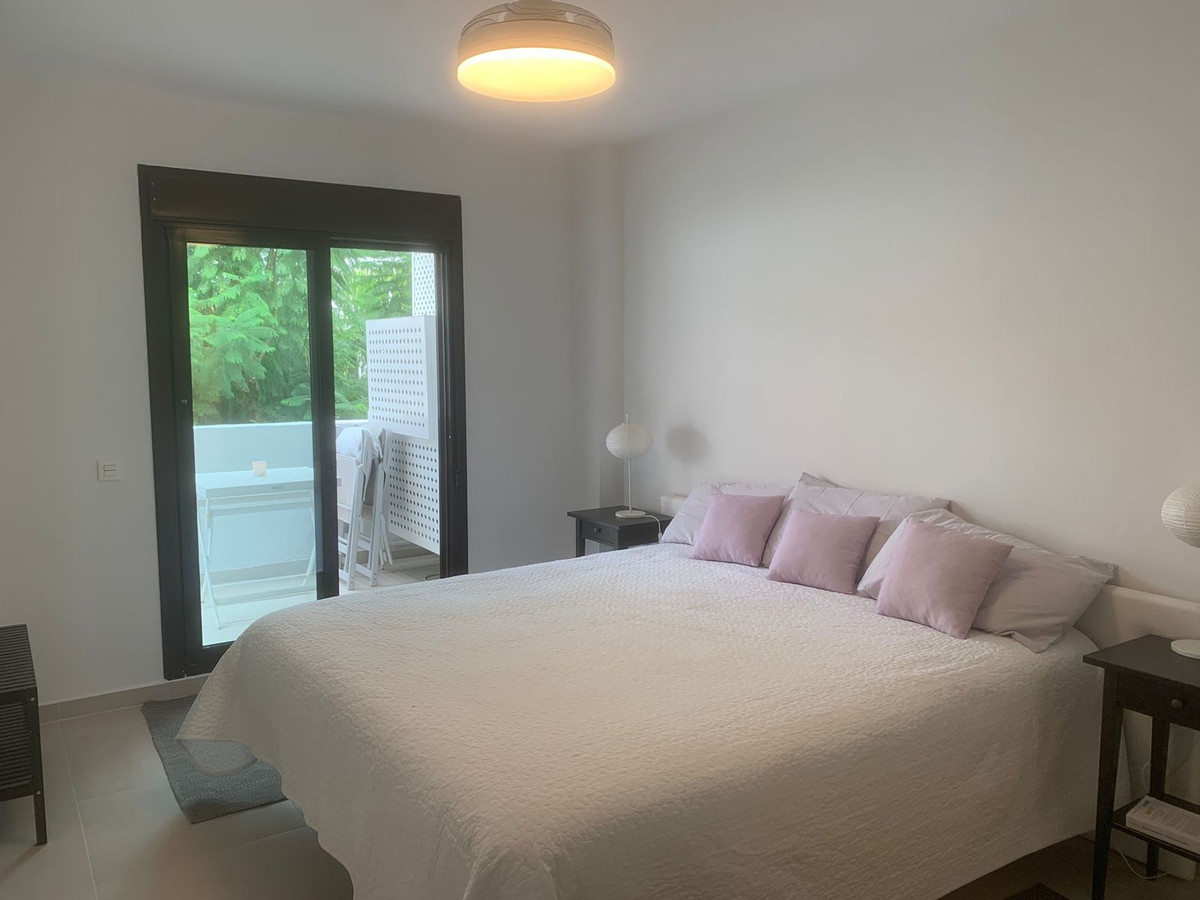 8bb392d811349946e4a20c34de60600d - 8