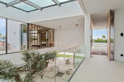 8becf475f6069b5fbd7bcb9caebb75df - 22