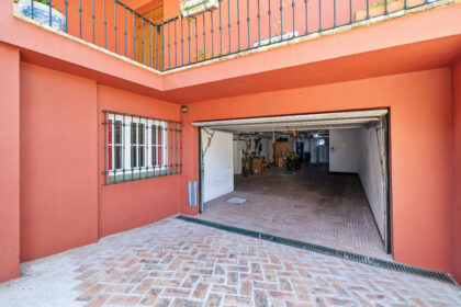 8bf827895102a5466fae43123751d2ed - 36