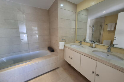 8c4ec82e896c8acf7326d544879ee3fb - 9