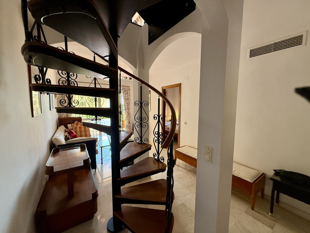 8d08bdb3242e1aeb3e007ecb2b8fae66 - 19