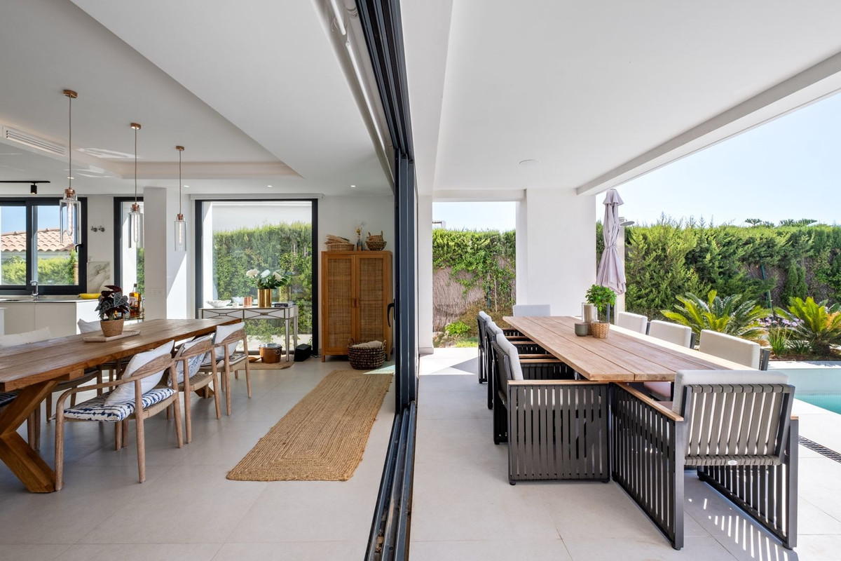 8d08f3e98173dfee195f5a2f21e12f36 - 13